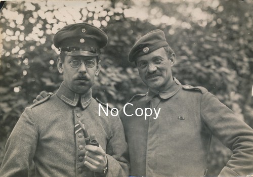Photo field post - field, soldiers