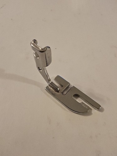 Pfaff 1209 1222 sewing - 1222,